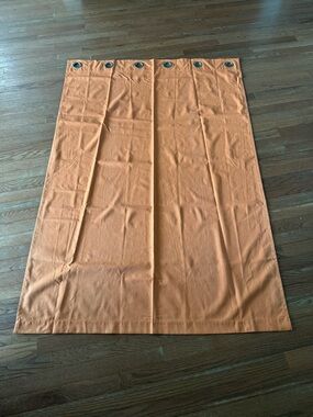 Orange curtains ( 4 )